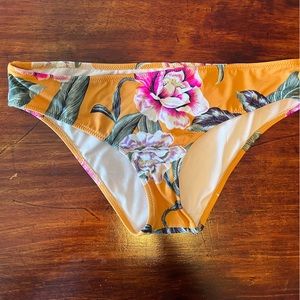 🖤5/$10 Bundle small bikini bottom